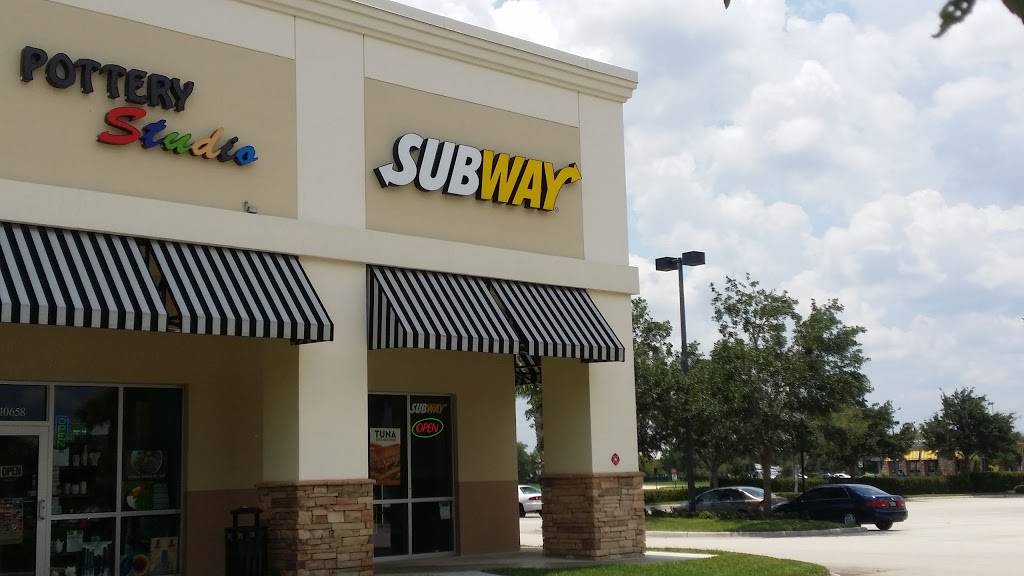 Subway | restaurant | 10656 SW Village Pkwy, Port St. Lucie, FL 34987, USA | 7723457310 OR +1 772-345-7310