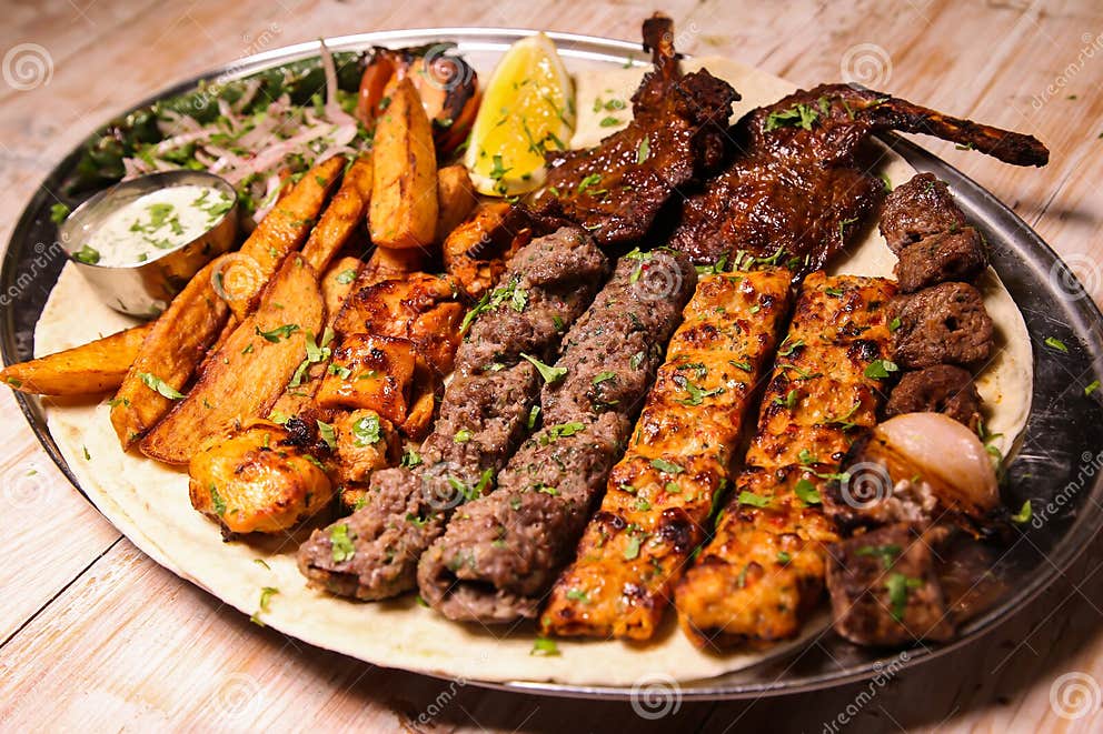 Halal grill kabab & fried chicken | restaurant | 624 Waverly St, Framingham, MA 01702, USA | 5086223811 OR +1 508-622-3811