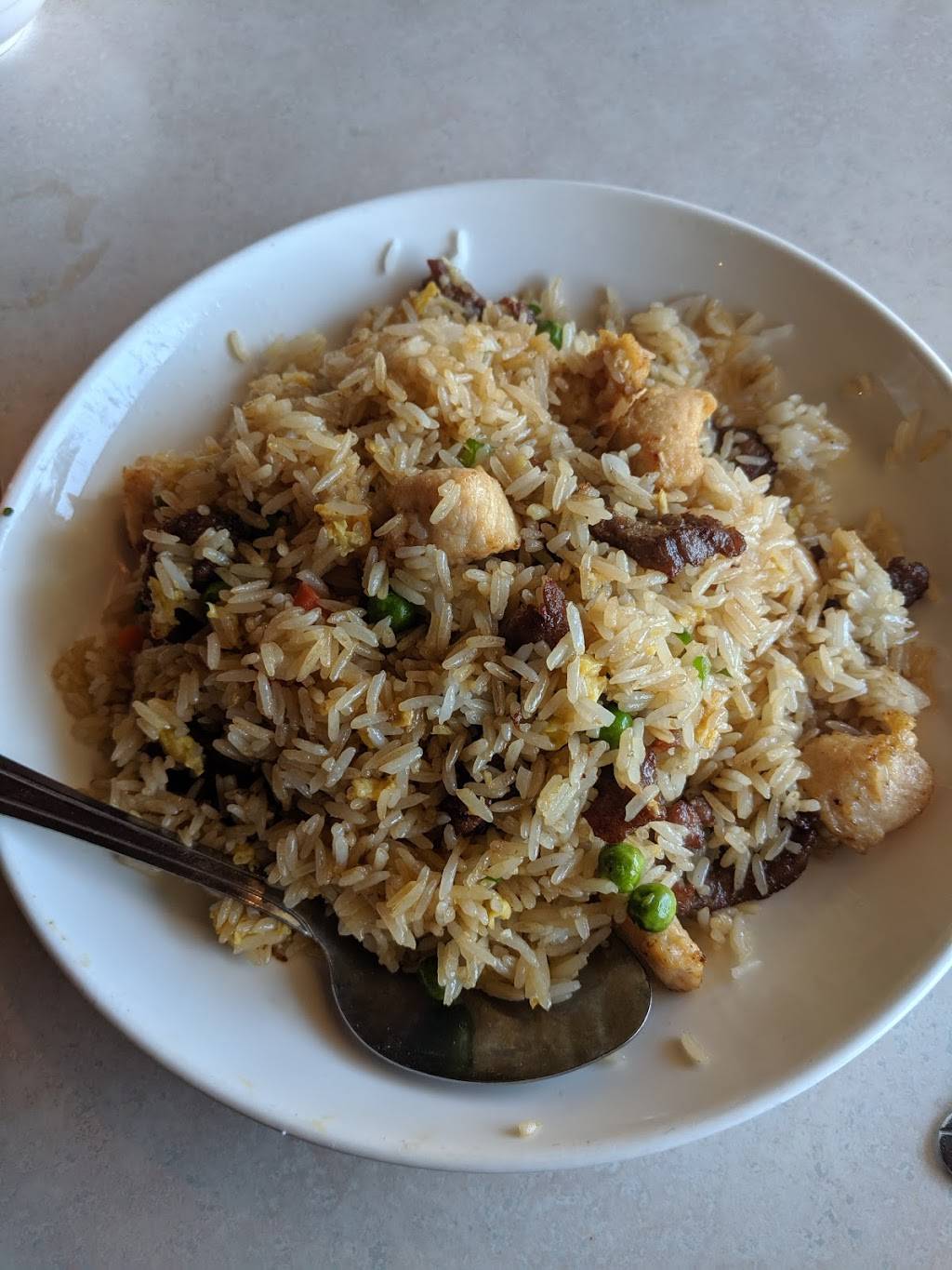 Shangri-La Asian Bistro & Bar | restaurant | 2217 Ashe Rd, Bakersfield, CA 93309, USA | 6614731426 OR +1 661-473-1426