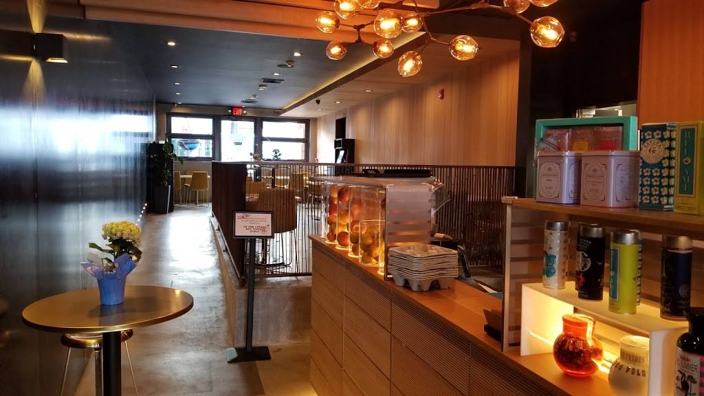 The Blossom | restaurant | 320 Broad Ave, Palisades Park, NJ 07650, USA | 2019474588 OR +1 201-947-4588