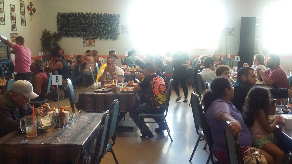 Casa Lara Restaurant | restaurant | 7 Clock Tower Dr, Countryside, IL 60525, USA | 2242762288 OR +1 224-276-2288