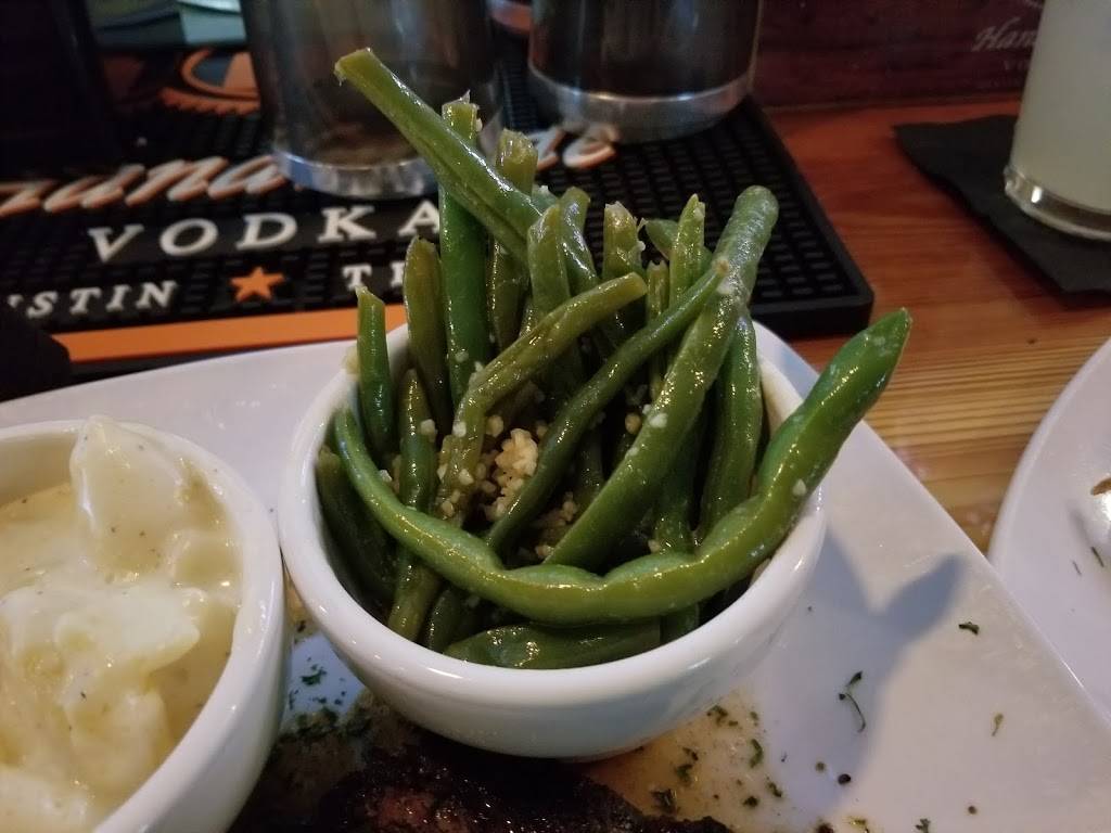 Oxford Grillehouse | restaurant | 114 Courthouse Square suite a, Oxford, MS 38655, USA | 6627018285 OR +1 662-701-8285