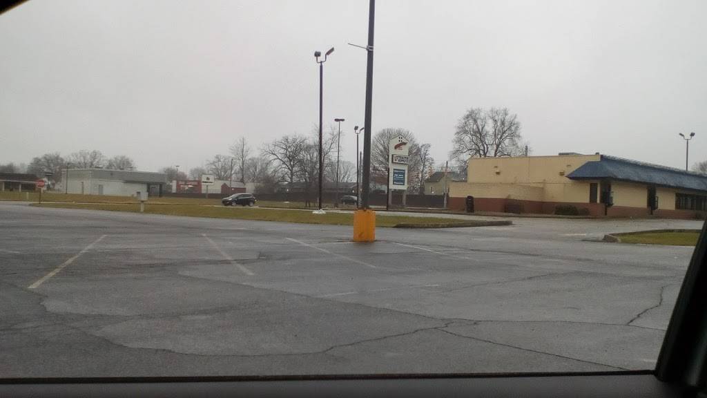 Subway | restaurant | 2170 Park Rd, Connersville, IN 47331, USA | 7658257031 OR +1 765-825-7031