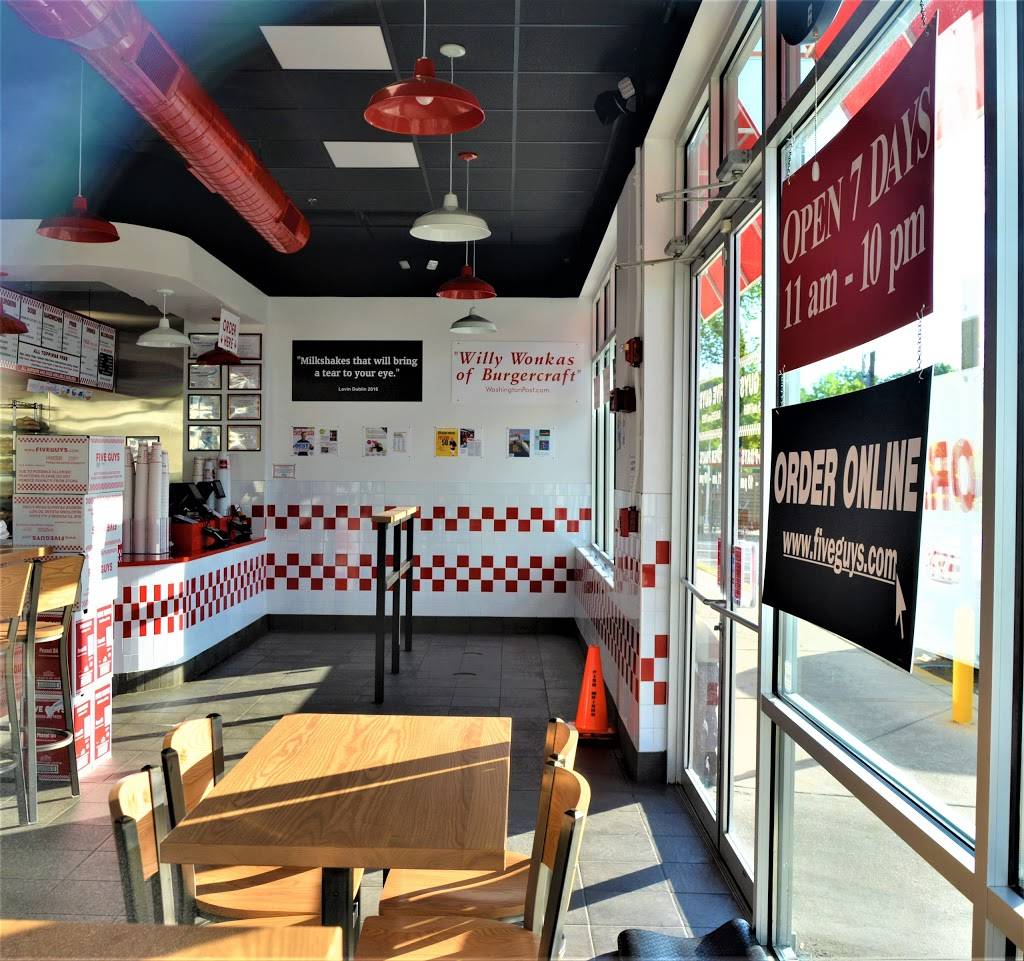 Five Guys | meal takeaway | 45250-B Worth Ave, California, MD 20619, USA | 3018636111 OR +1 301-863-6111