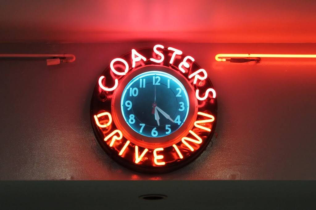 Coasters Diner | restaurant | 8039 Beach Blvd, Buena Park, CA 90620, USA | 7142205200 OR +1 714-220-5200