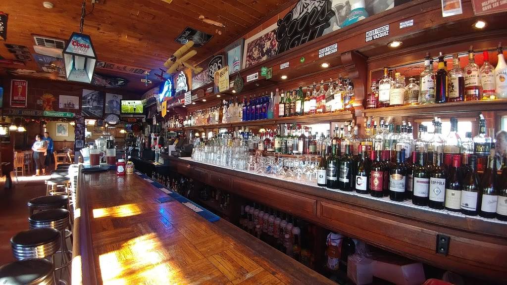 Wooden Nickle Bar & Grill | restaurant | 1819 Freedom Blvd, Freedom, CA 95019, USA | 8317242600 OR +1 831-724-2600