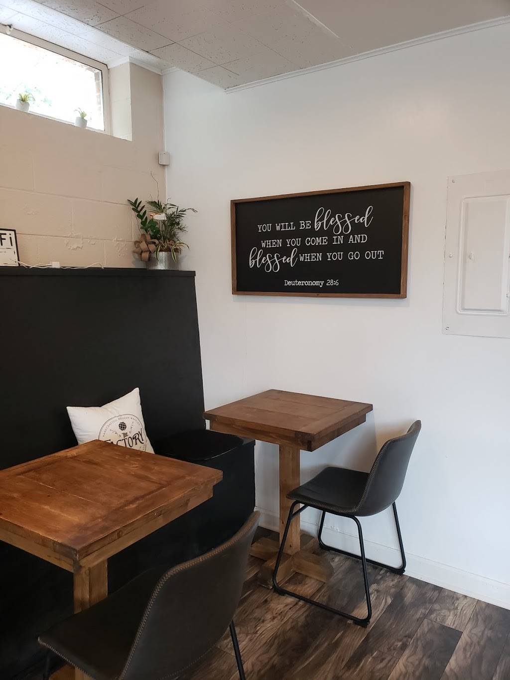 The Factory | restaurant | 206 W Center St, Lexington, NC 27292, USA | 3368431769 OR +1 336-843-1769