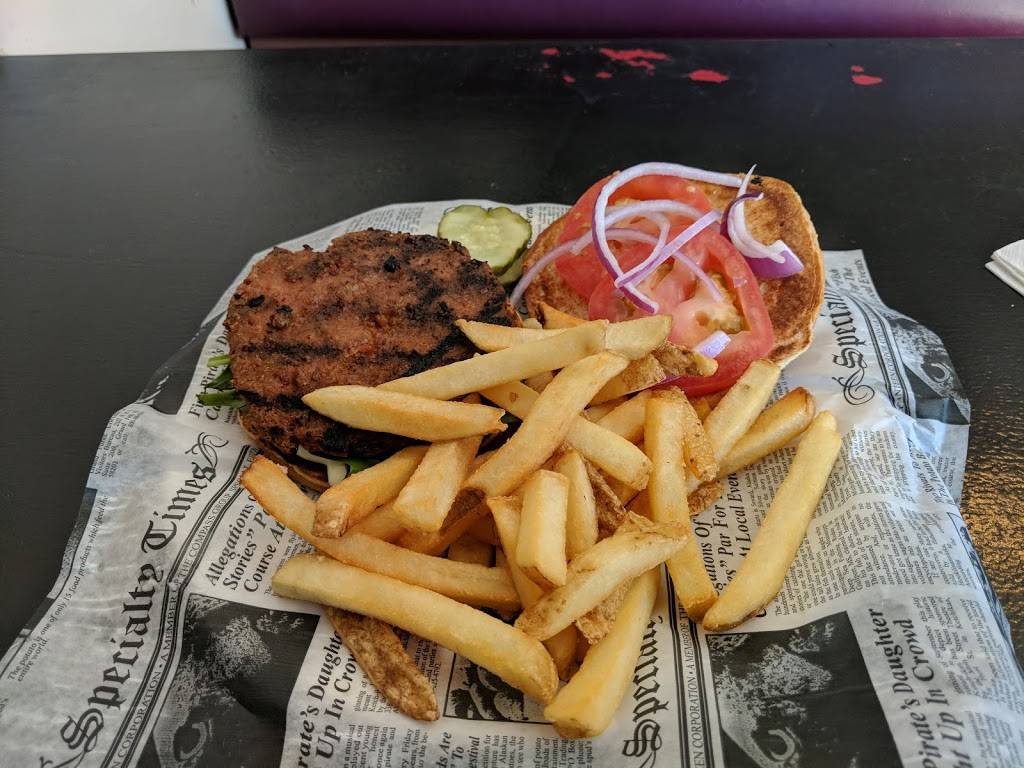 OMaddis Deli & Cafe | cafe | 40 Depot Square, Northfield Falls, VT 05664, USA | 8024854700 OR +1 802-485-4700