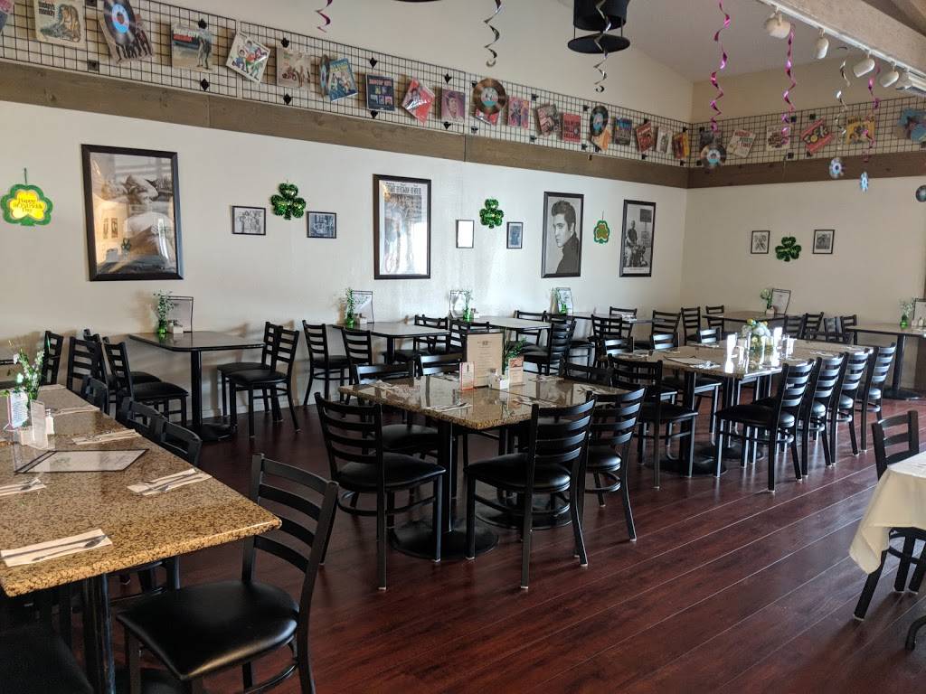 Carlas Route 62 Diner | restaurant | 55405 Twentynine Palms Highway, Yucca Valley, CA 92284, USA | 7603657888 OR +1 760-365-7888