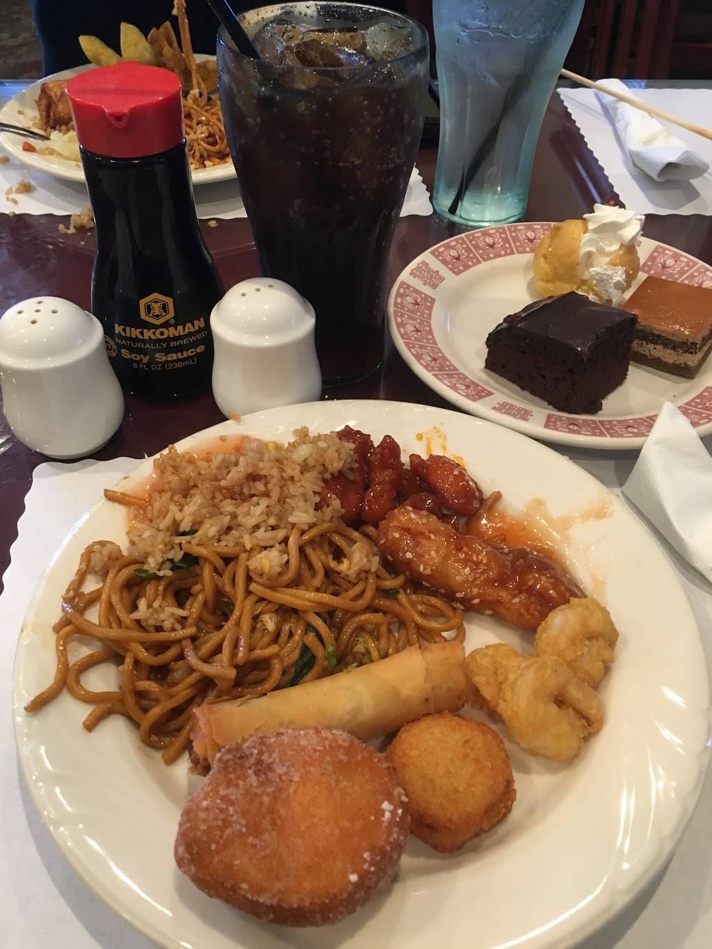 Red Palace Valley View | restaurant | 5030 Valley View Blvd NW, Roanoke, VA 24012, USA | 5402658848 OR +1 540-265-8848