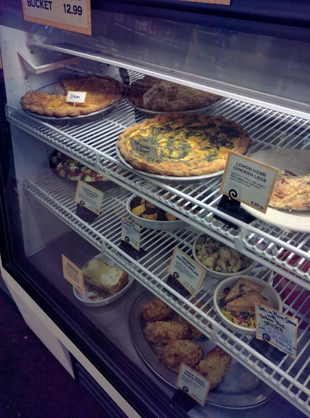 Old Creamery Co-op | cafe | 9610, 445 Berkshire Trail, Cummington, MA 01026, USA | 4136345560 OR +1 413-634-5560