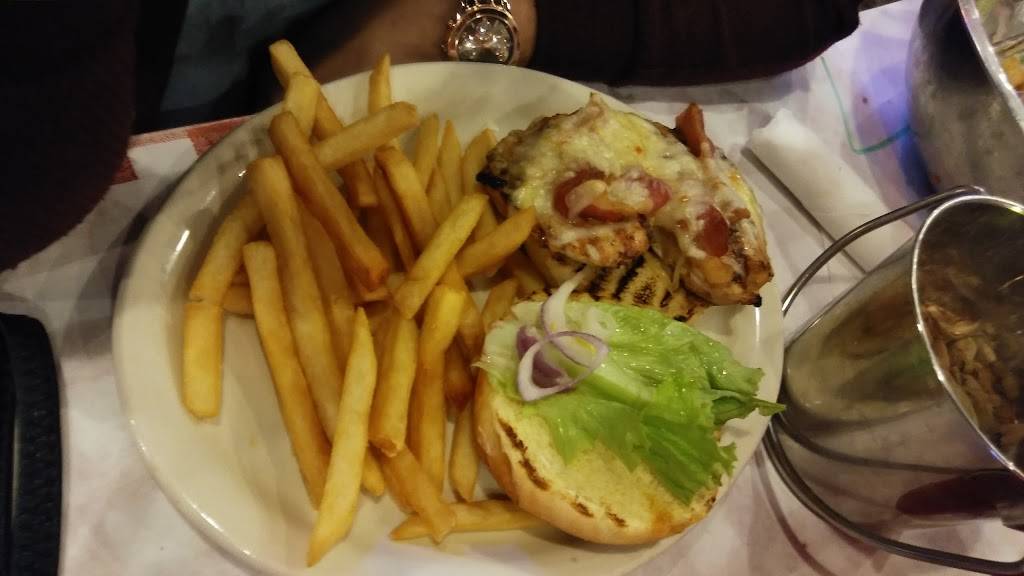 Codys Original Roadhouse | restaurant | 895 Cortez Rd W, Bradenton, FL 34207, USA | 9417276700 OR +1 941-727-6700