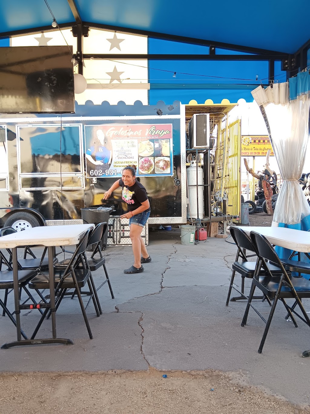 Golosinas Viruya | restaurant | 2935 W Van Buren St, Phoenix, AZ 85009, USA | 6029316736 OR +1 602-931-6736