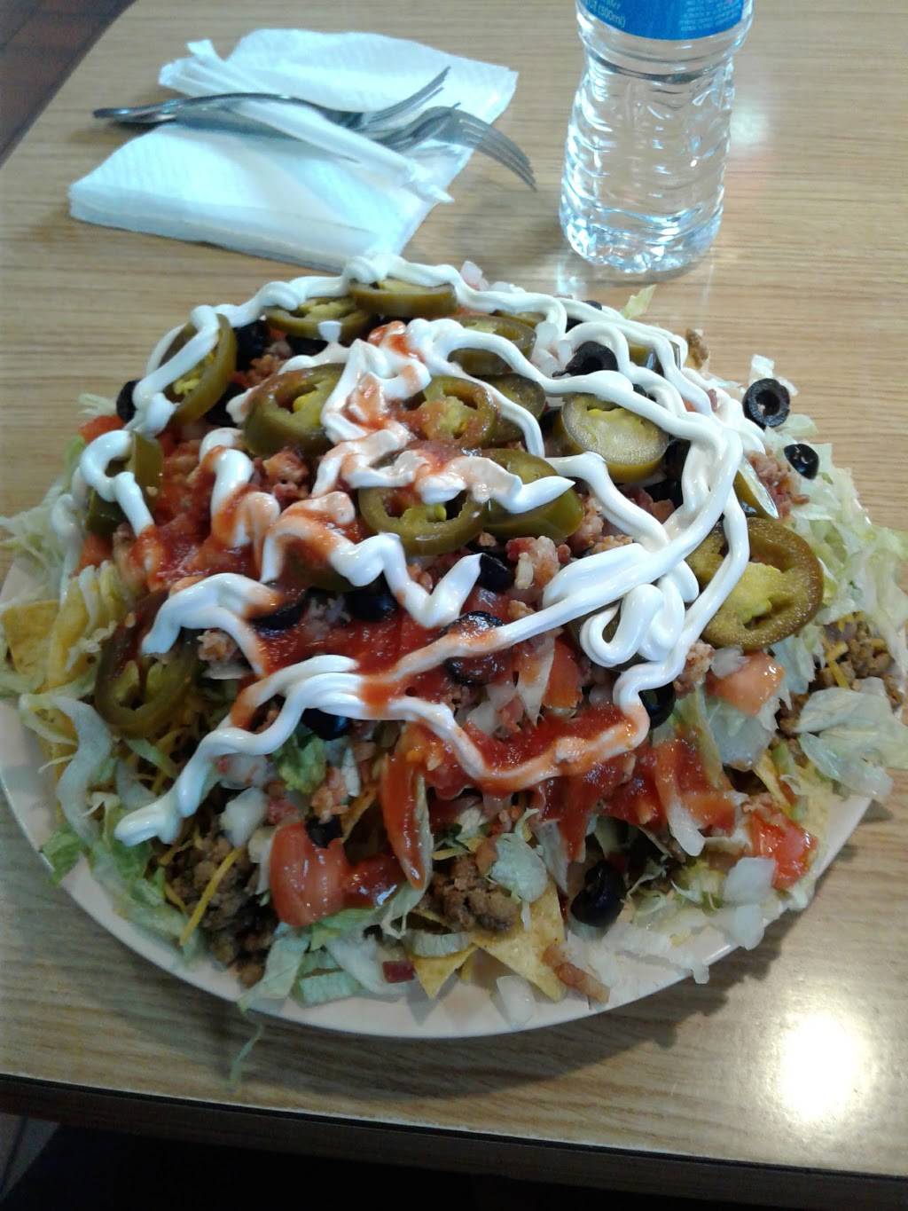 La Azteca Taco House | restaurant | 1902 W Court St, Flint, MI 48503, USA | 8102333104 OR +1 810-233-3104