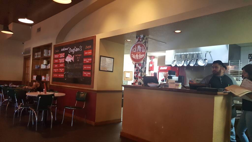 Guglianis | restaurant | 4990 Beechnut St, Houston, TX 77096, USA | 7133499040 OR +1 713-349-9040