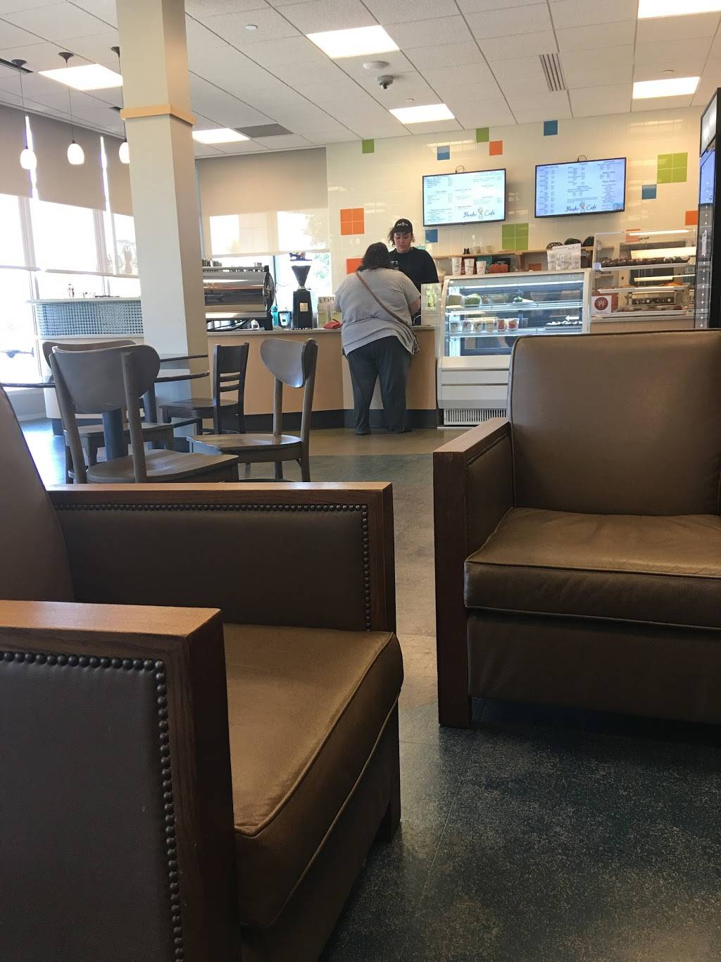 Blender Cafe | cafe | 605 Eclipse Blvd, Beloit, WI 53511, USA | 6083645766 OR +1 608-364-5766