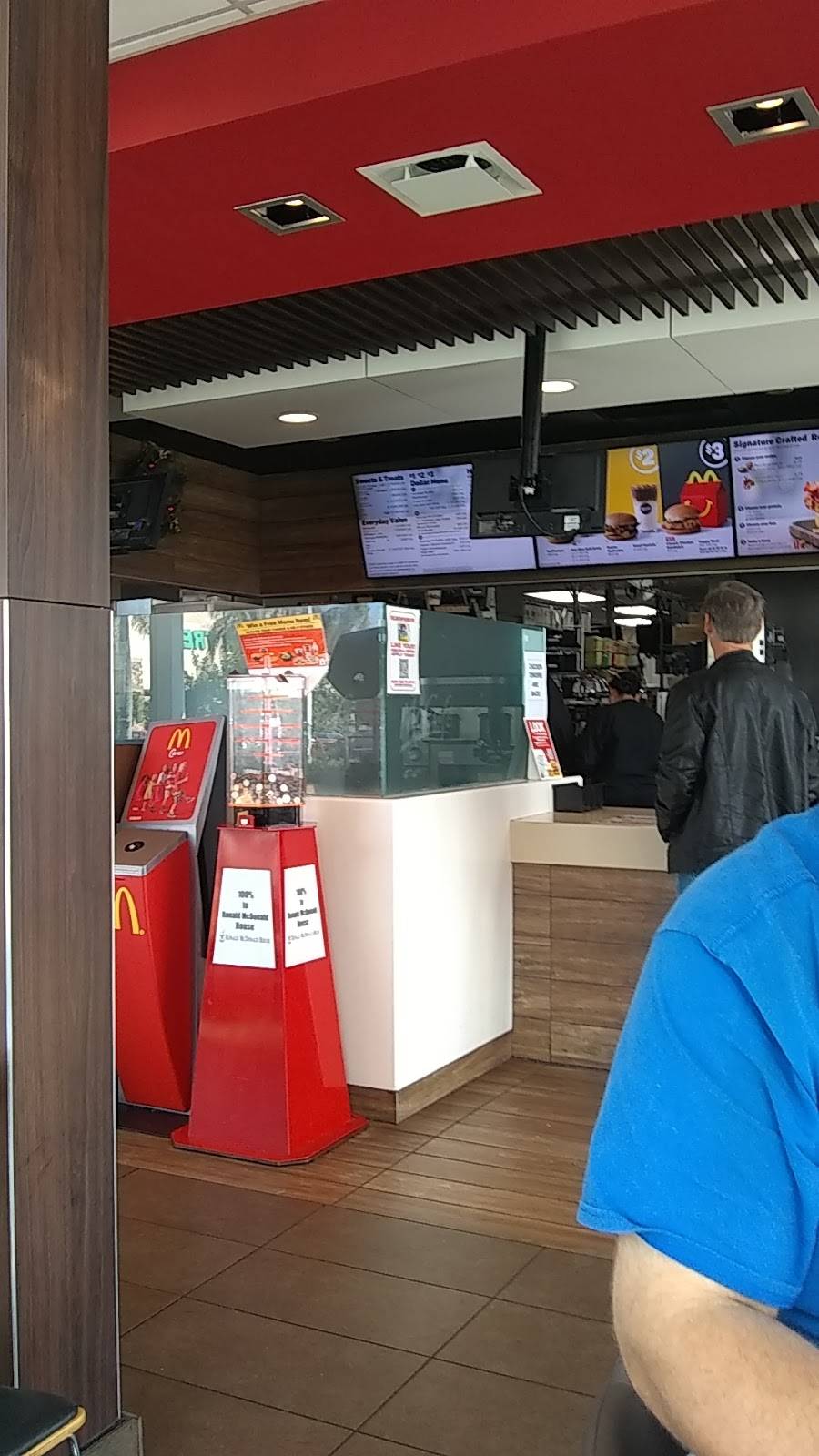 McDonalds | cafe | 7300 Cortez Rd W, Bradenton, FL 34210, USA | 9417957863 OR +1 941-795-7863