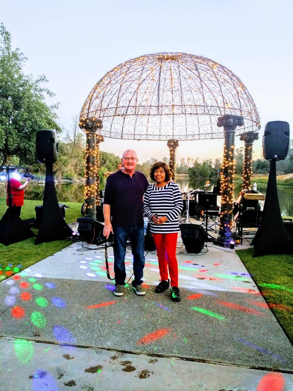 Blue Heron | restaurant | 30250 Yosemite Springs Pkwy, Coarsegold, CA 93614, USA | 5596586969 OR +1 559-658-6969