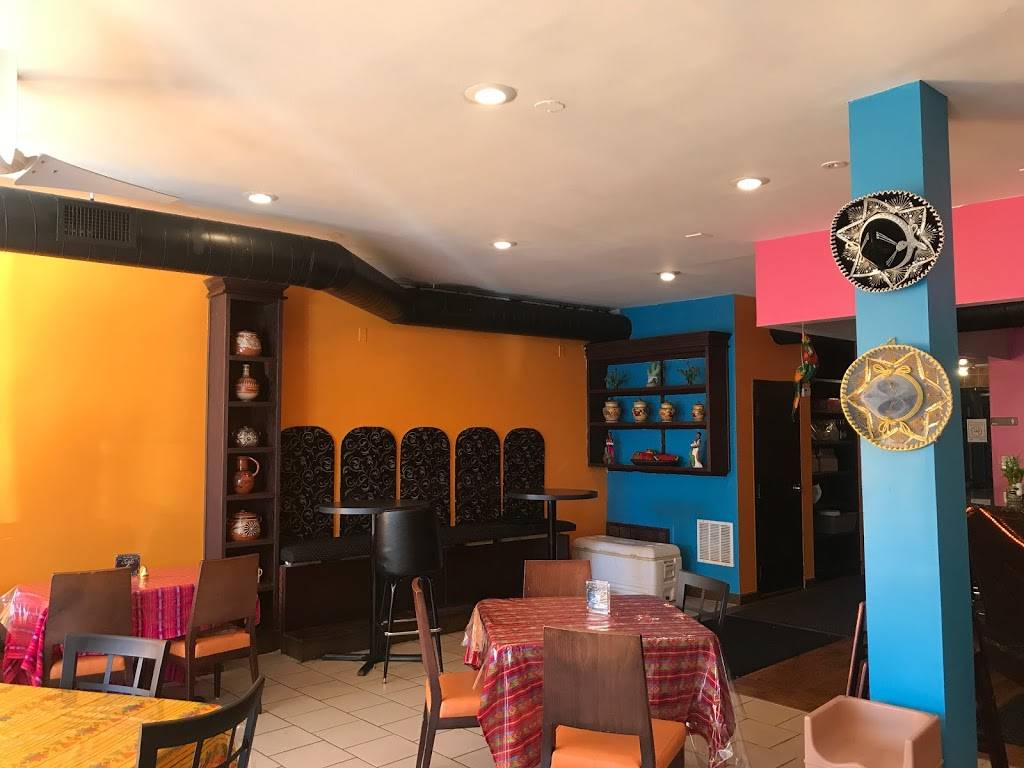 El Tezcal Authentic Restaurant | restaurant | 4305 N Kedzie Ave, Chicago, IL 60618, USA | 7739426249 OR +1 773-942-6249