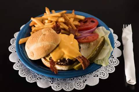 Eatz | restaurant | 1258 S Highland Ave, Clearwater, FL 33756, USA | 7274620033 OR +1 727-462-0033