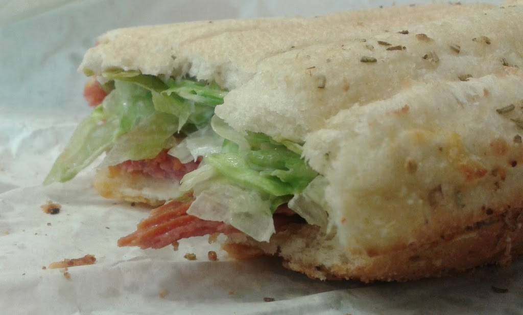 Subway | meal takeaway | 104 Desmet Line Suite E St. Marys, St Marys, KS 66536, USA | 7853211777 OR +1 785-321-1777