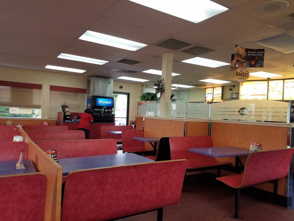 Dairy Queen Grill & Chill | restaurant | 4961 SE Tualatin Valley Hwy, Hillsboro, OR 97123, USA | 5036404885 OR +1 503-640-4885