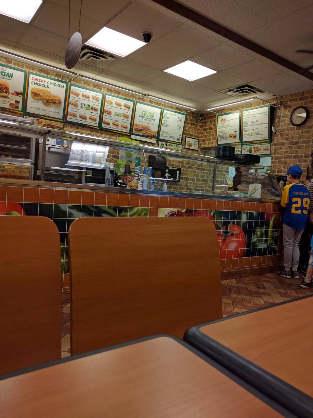 Subway | restaurant | 2140 Kipling Ave #2, Etobicoke, ON M9W 4K5, Canada | 4167477827 OR +1 416-747-7827