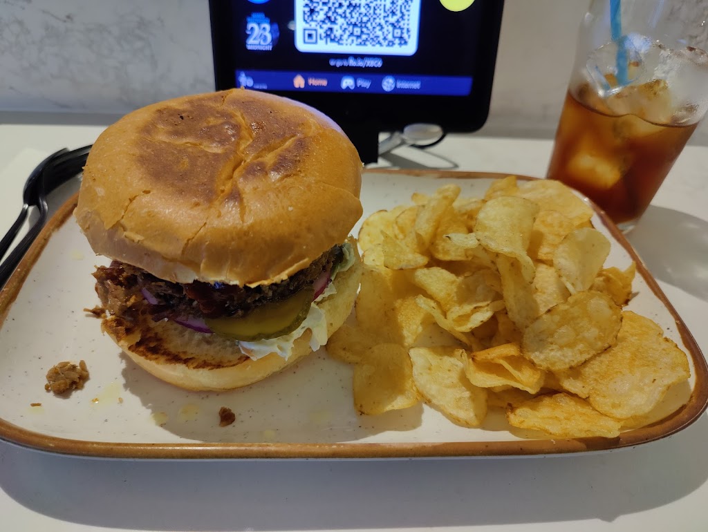 Q-Bar Texas BBQ | restaurant | 3870 N Terminal Rd, Houston, TX 77032, USA | 8665083558 OR +1 866-508-3558