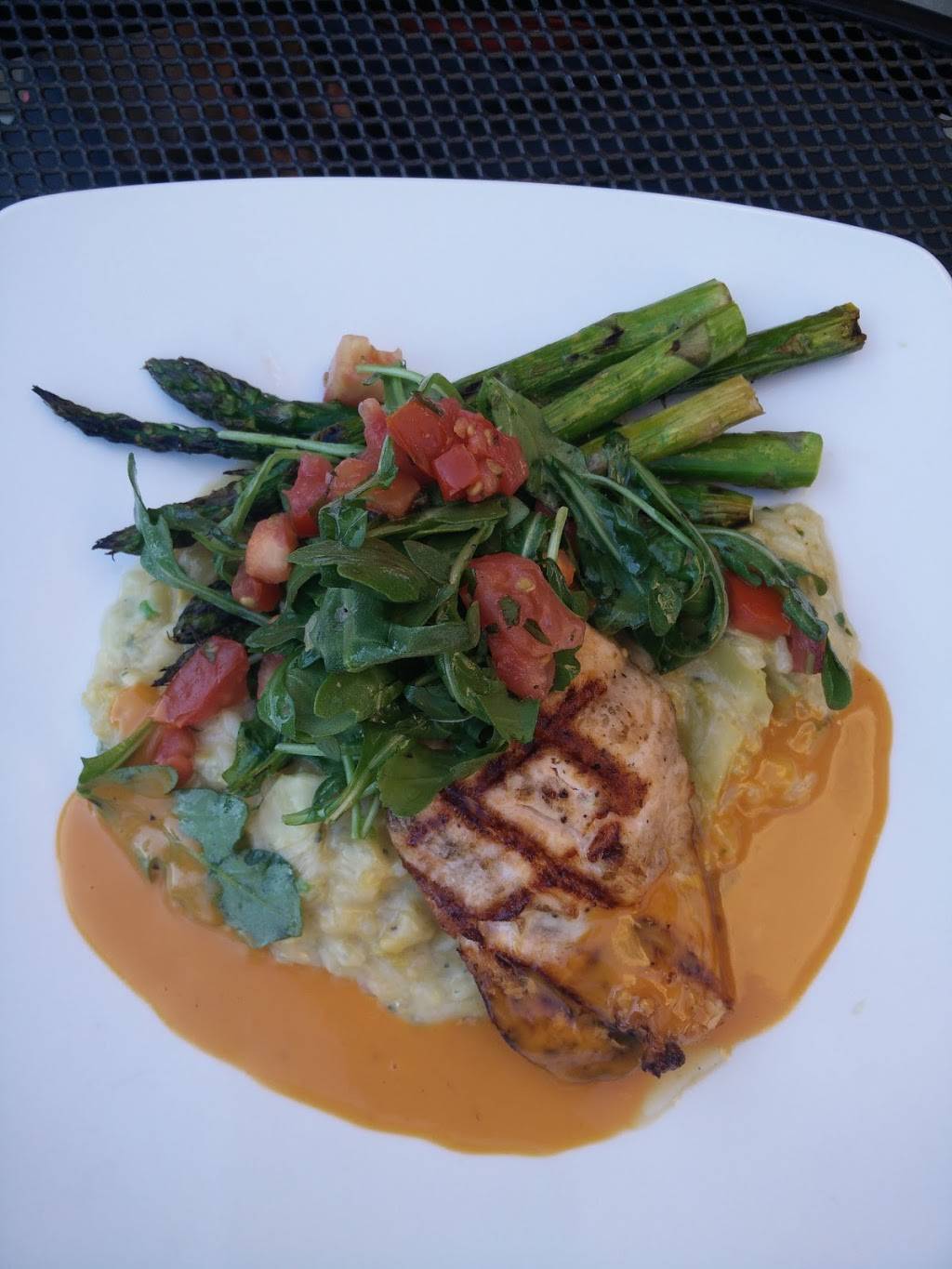 North Star American Bistro | restaurant | 4518 N Oakland Ave, Shorewood, WI 53211, USA | 4149644663 OR +1 414-964-4663