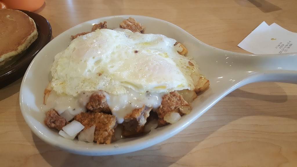 Village Inn | bakery | 2525 Gulf-to-Bay Blvd., Clearwater, FL 33765, USA | 7277964988 OR +1 727-796-4988