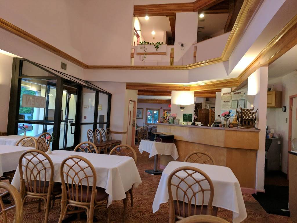 Chez Siam Restaurant | restaurant | 280 E Main St, Marlborough, MA 01752, USA | 5084853880 OR +1 508-485-3880