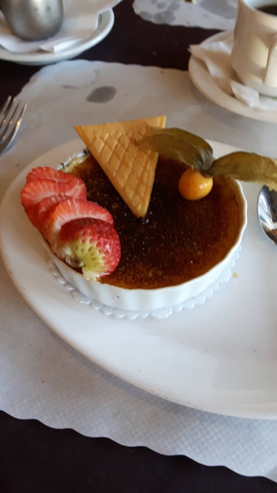 Le Rascal | restaurant | 5050 Boulevard Wilfrid-Hamel, Québec, QC G2E 5X5, Canada | 4186543644 OR +1 418-654-3644