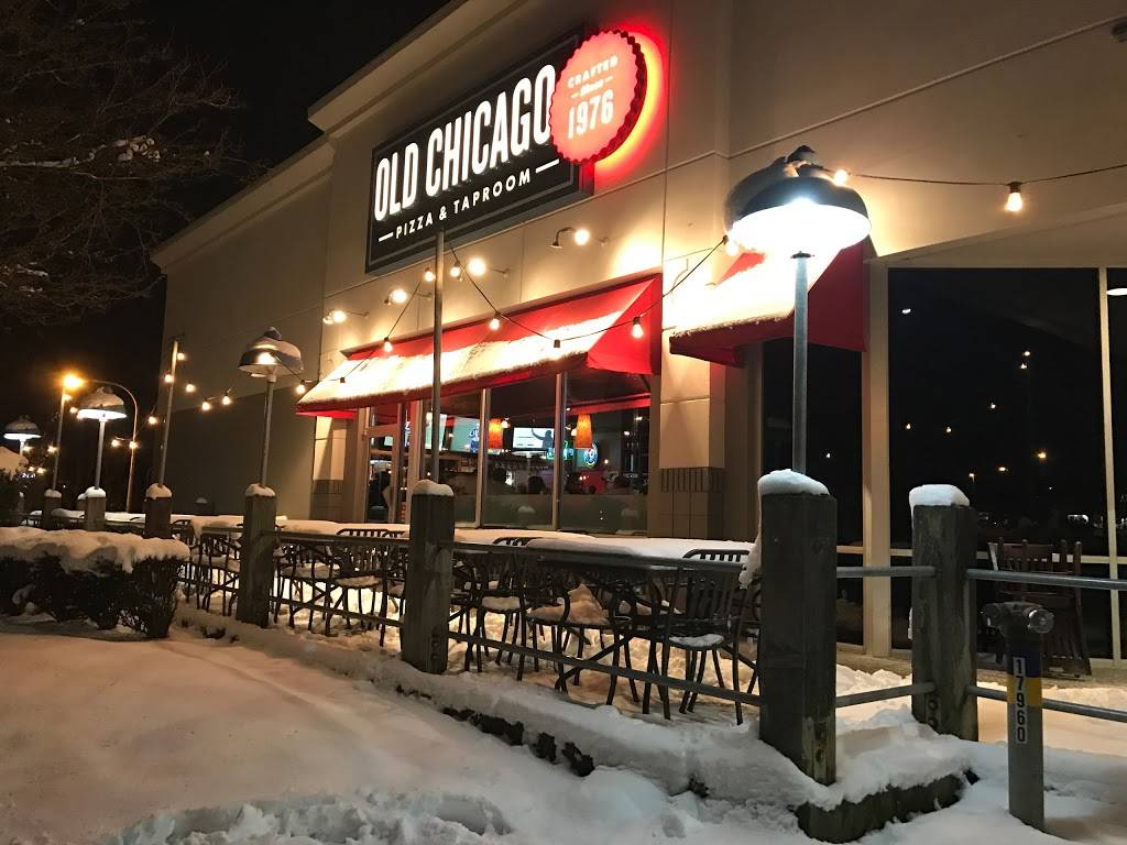 Old Chicago | restaurant | 11460 NE Evergreen Pkwy Ste A, Hillsboro, OR 97006, USA | 5035334650 OR +1 503-533-4650