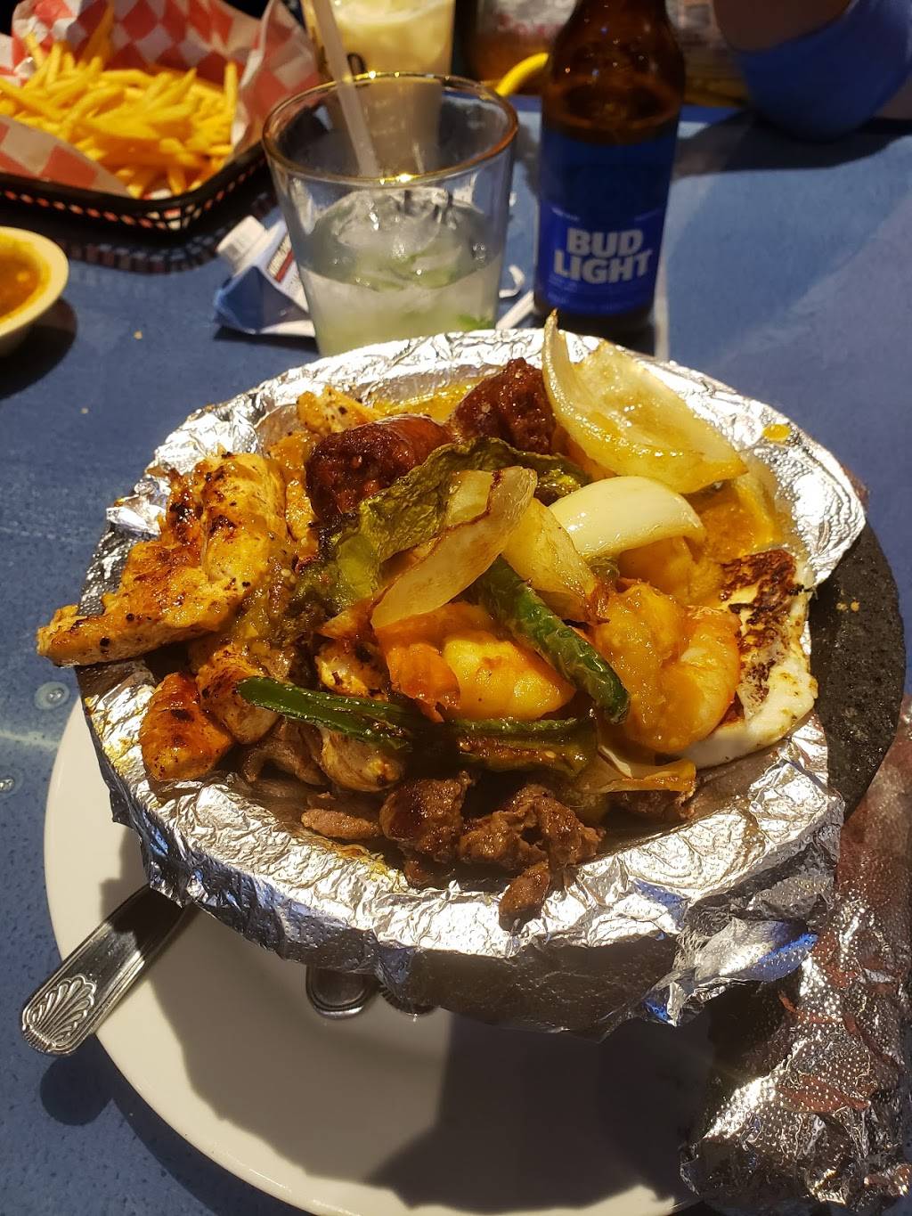 Las Islitas Grill | restaurant | Salinas, CA 93906, USA | 8312403280 OR +1 831-240-3280