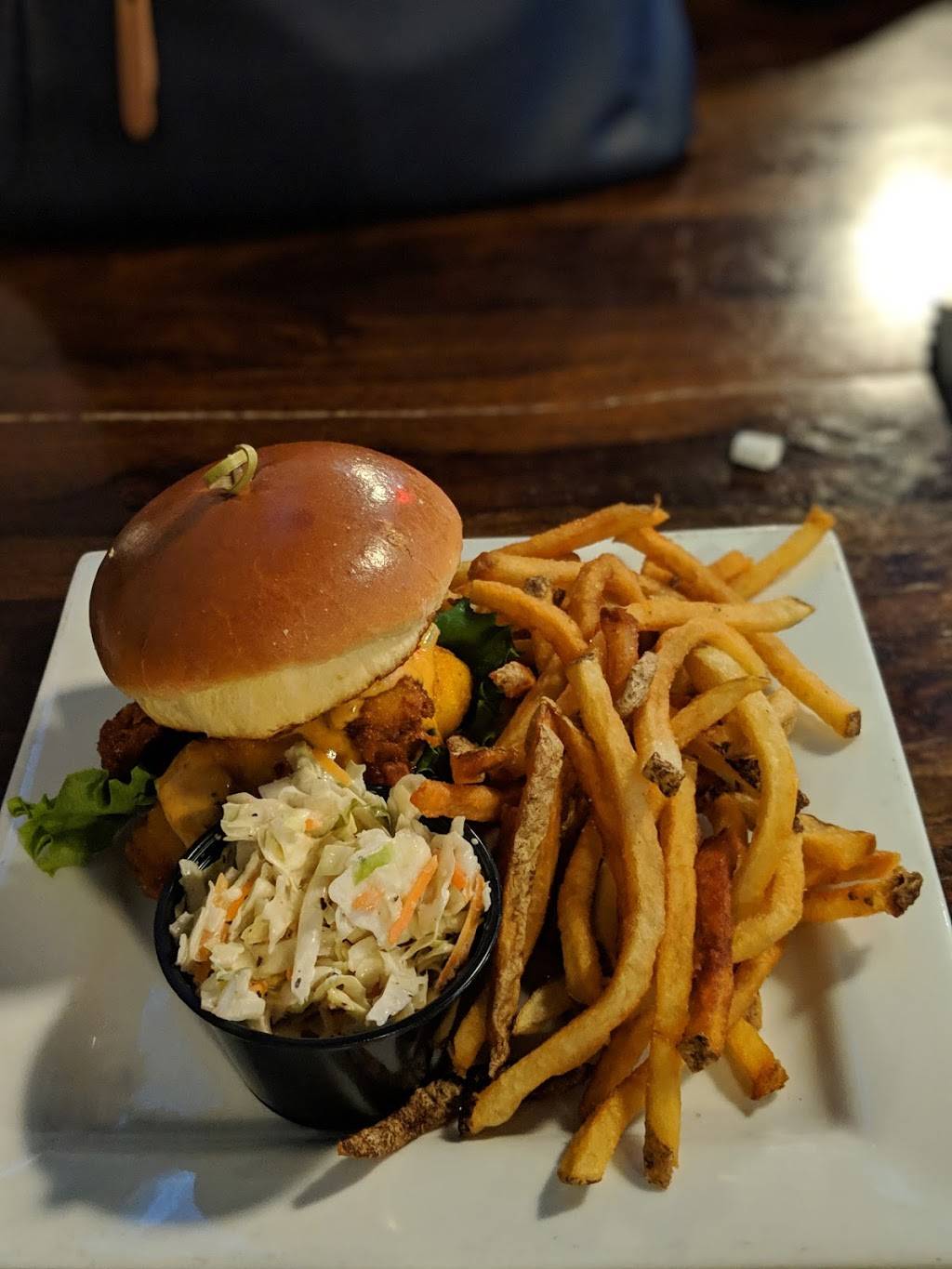 Foundry Kitchen and Bar | restaurant | 525 Broad St, Elyria, OH 44035, USA | 4402819181 OR +1 440-281-9181