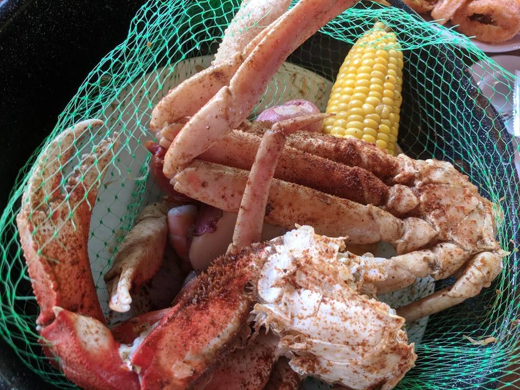 Joes Crab Shack | restaurant | 2730 Gulf to Bay Blvd, Clearwater, FL 33759, USA | 7277998530 OR +1 727-799-8530
