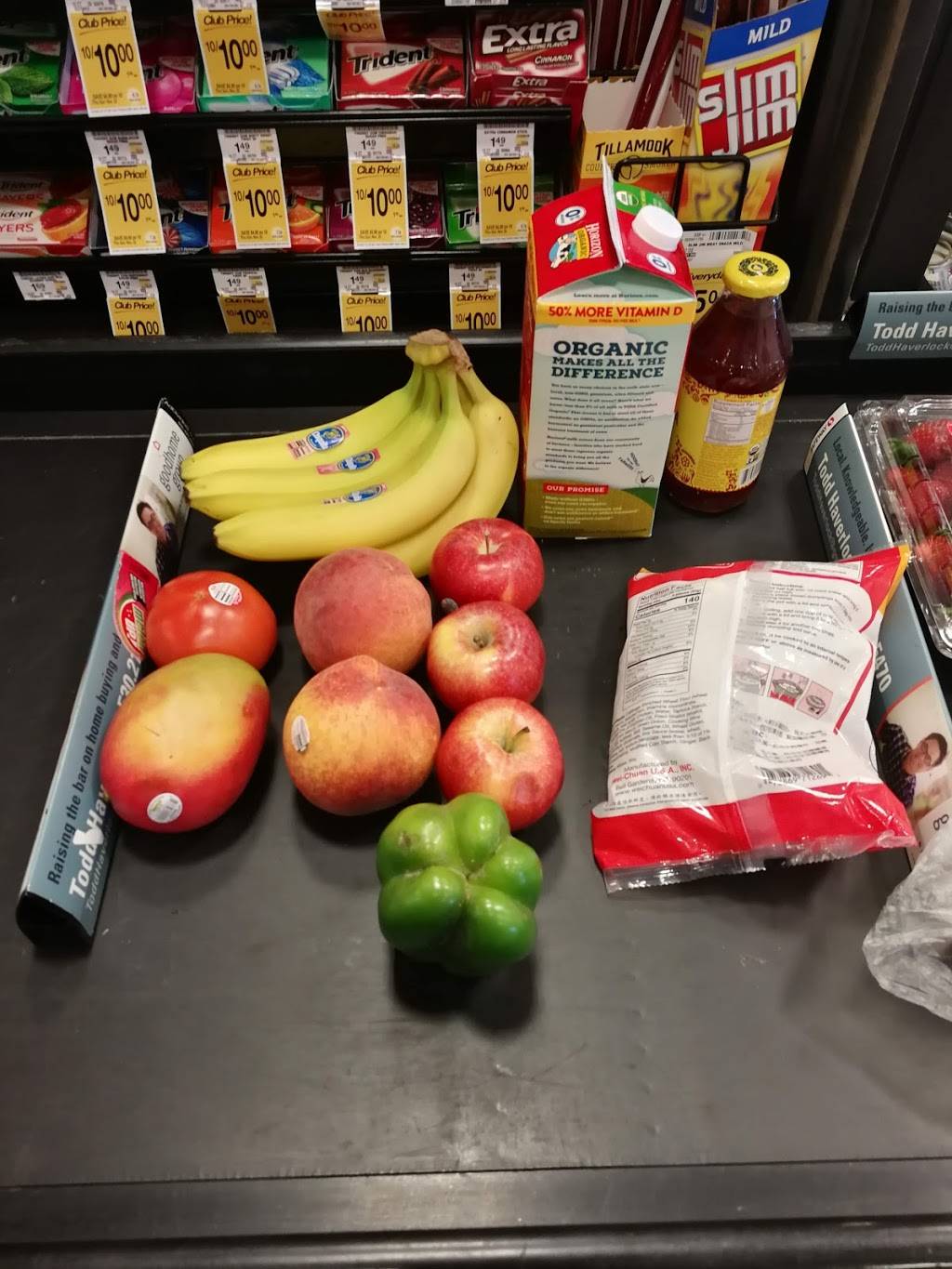 Oakshade Town Center | shopping mall | 2107-2151 Cowell Blvd, Davis, CA 95618, USA | 9252791800 OR +1 925-279-1800