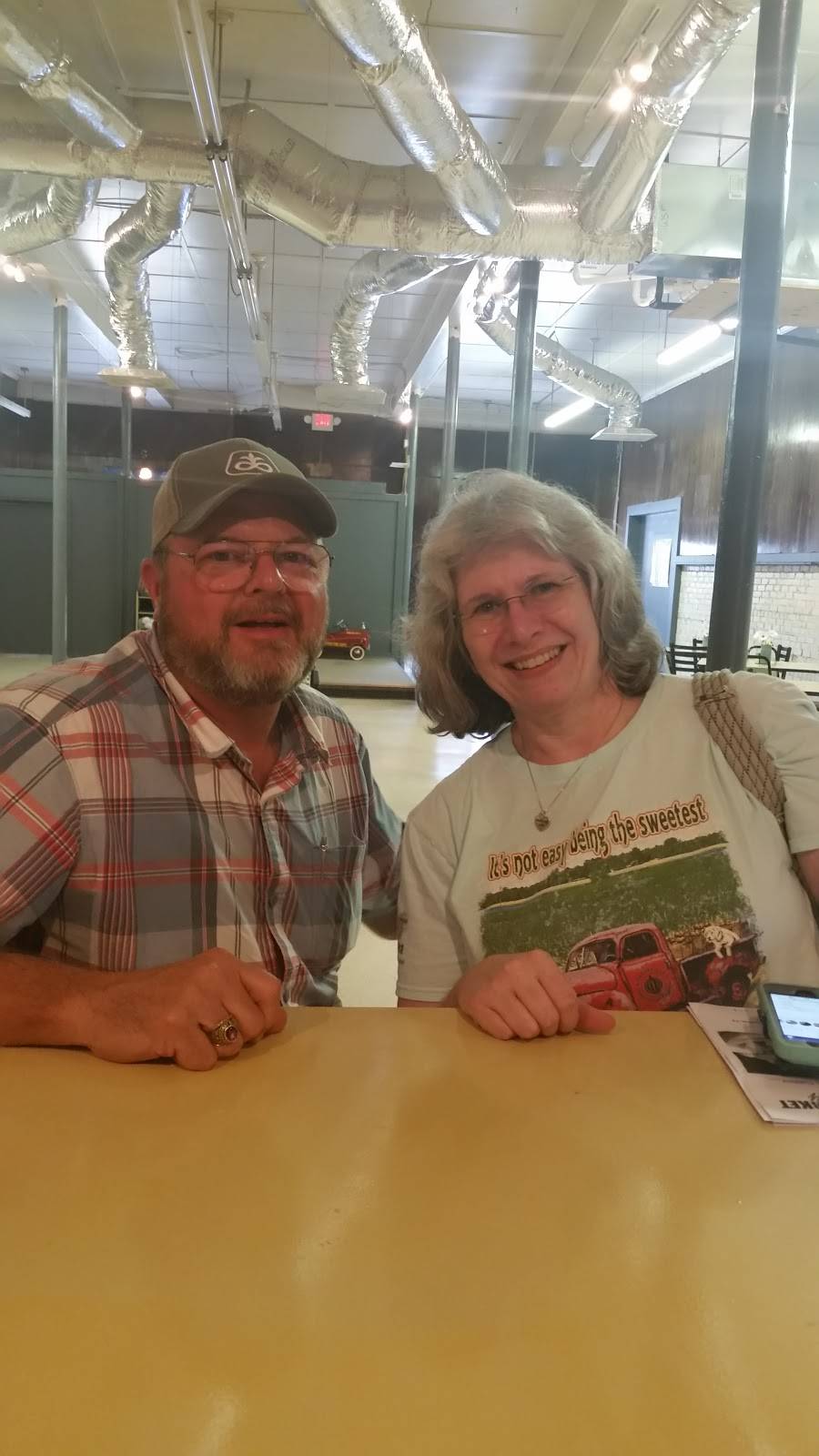 Dutch Market Eatery | restaurant | 6713 S Quay Rd, Suffolk, VA 23437, USA | 7577441155 OR +1 757-744-1155