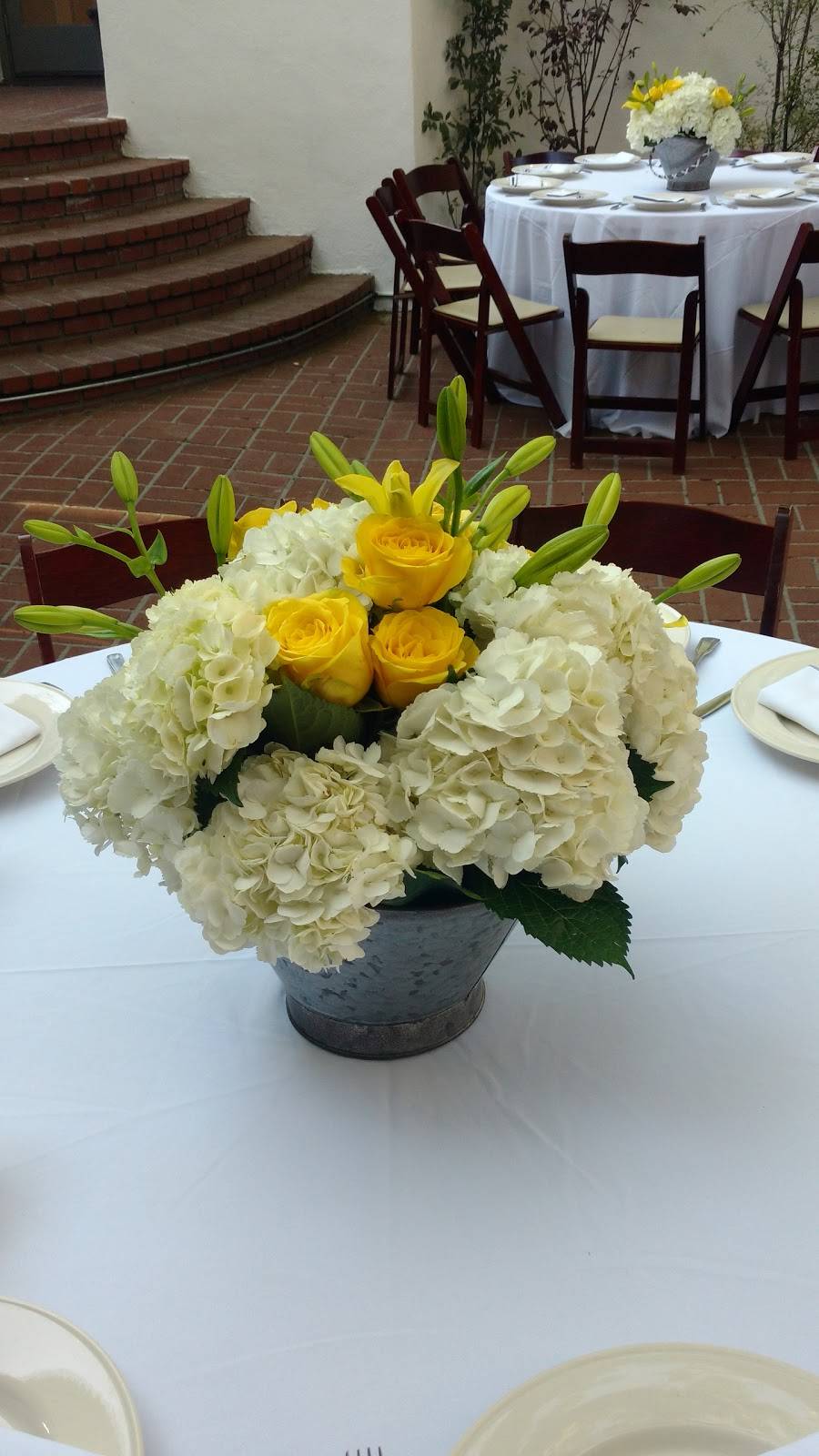 The Mission Square | restaurant | 13033 Penn St #100, Whittier, CA 90602, USA | 5624585353 OR +1 562-458-5353