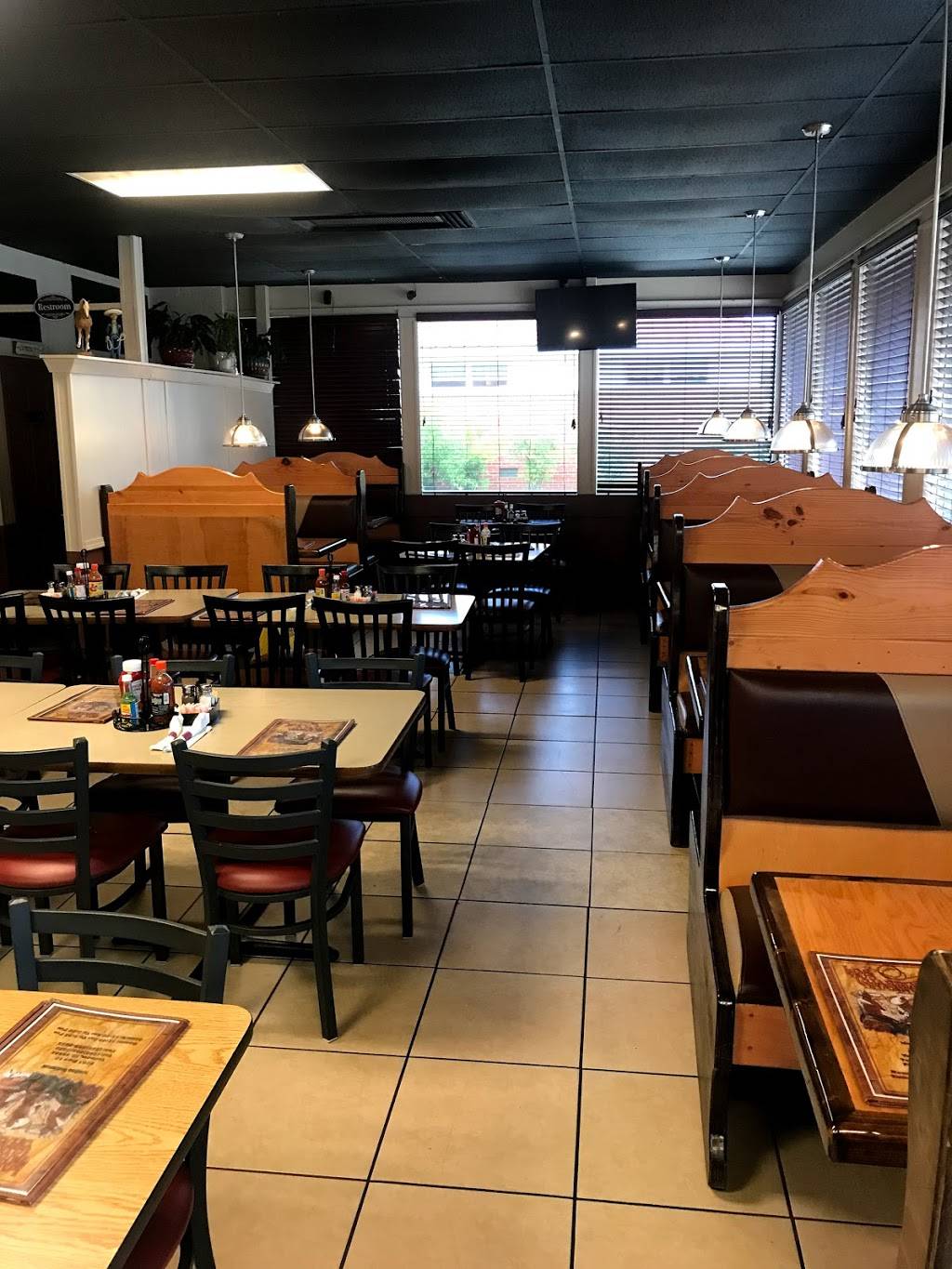 Los Charros | restaurant | 1105164002046001, Vernon, AL 35592, USA | 2056950050 OR +1 205-695-0050