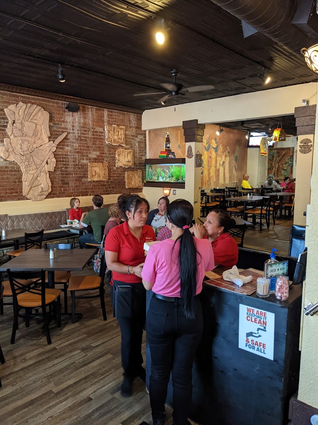 Rudys Tenampa Taqueria | restaurant | 1611 Westport Rd, Kansas City, MO 64111, USA | 8169319700 OR +1 816-931-9700