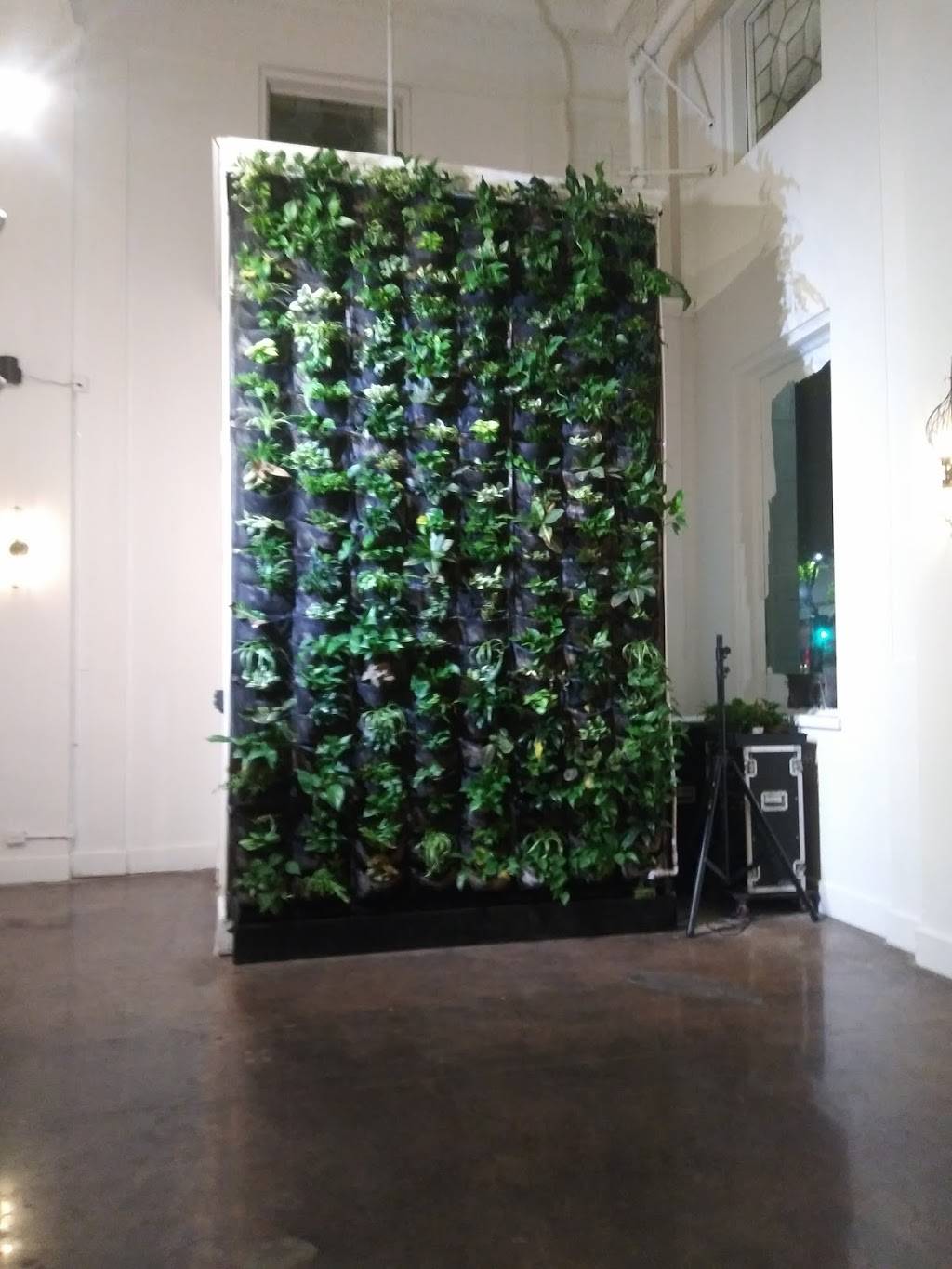 Whittier Brewing Company | restaurant | 13002 Philadelphia St, Whittier, CA 90601, USA | 5623255636 OR +1 562-325-5636