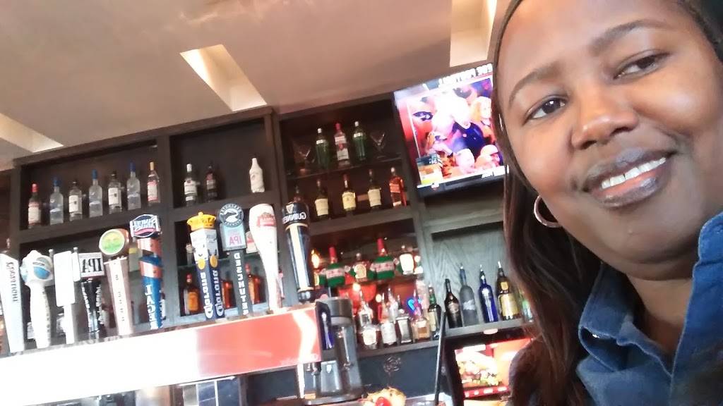 Red Robin Gourmet Burgers and Brews | restaurant | 2770 Naglee Rd, Tracy, CA 95376, USA | 2092210722 OR +1 209-221-0722