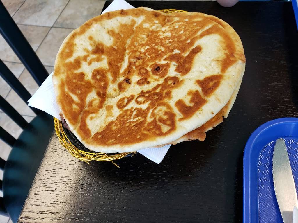 Paros greek food | restaurant | 2537 Hamilton Regional Rd 56 b10, Binbrook, ON L0R 1C0, Canada | 9056926777 OR +1 905-692-6777