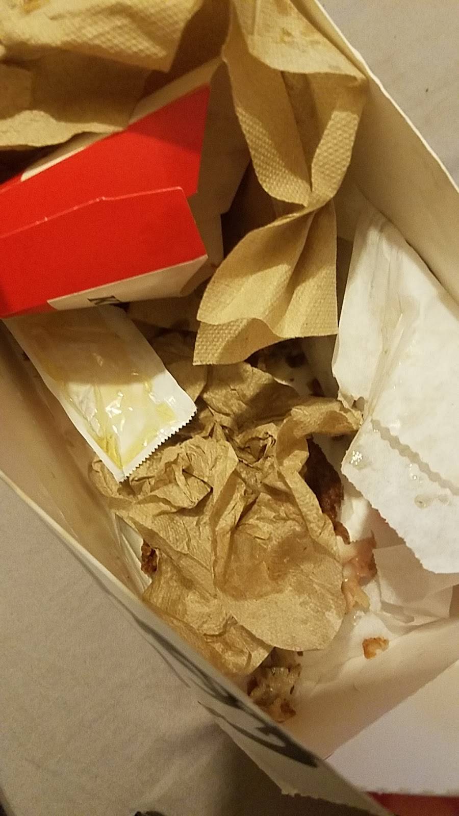 KFC | restaurant | 6114 Lancaster Ave, Philadelphia, PA 19151, USA | 2154736888 OR +1 215-473-6888