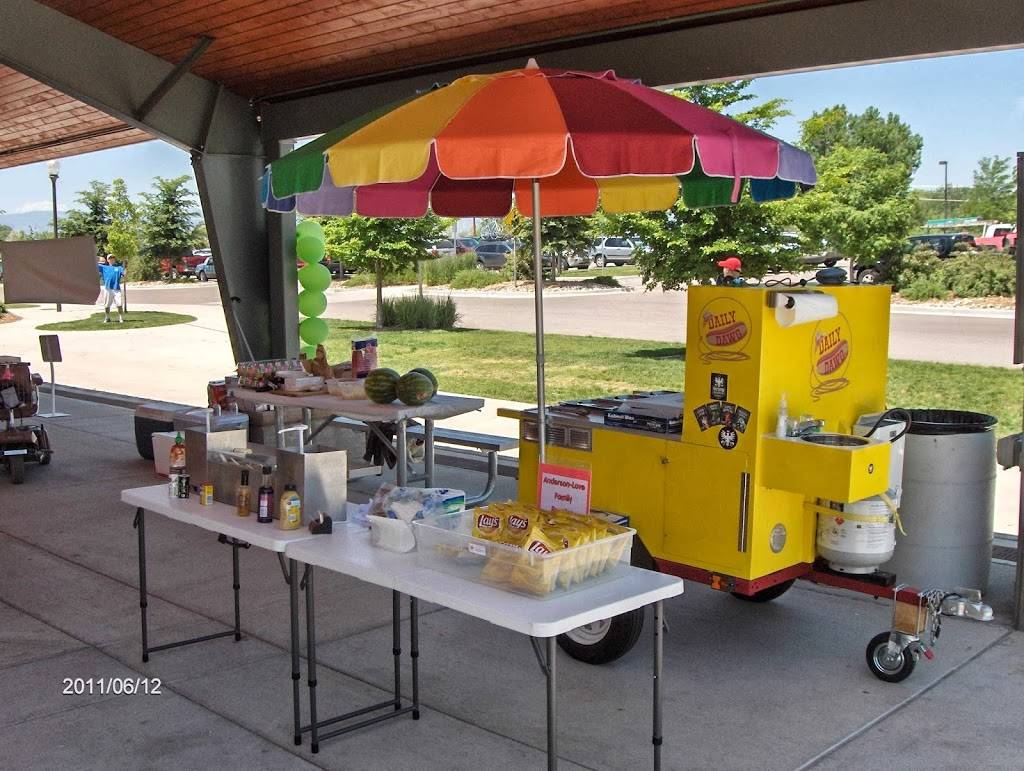 The Daily Dawg, LLC | restaurant | 1901 Rolling View Dr, Loveland, CO 80537, USA | 9704435522 OR +1 970-443-5522