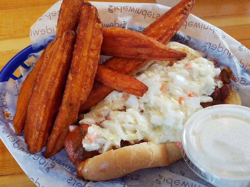 Dogs & Cream | restaurant | 2721 Douglas Ave, Racine, WI 53402, USA | 2626391364 OR +1 262-639-1364