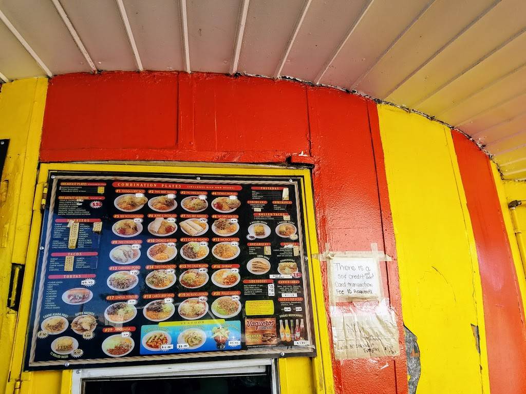 Vaqueros Carne Asada | restaurant | 6936 Lisbon St, San Diego, CA 92114, USA | 6192668226 OR +1 619-266-8226