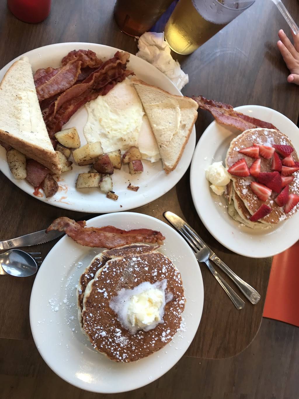 Peabody Diner | restaurant | 10 Margin St, Peabody, MA 01960, USA | 9788545800 OR +1 978-854-5800