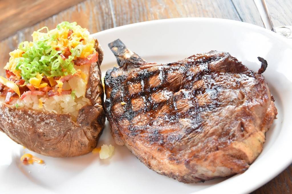 The HUB Stadium | restaurant | 2550 Innovation Dr, Auburn Hills, MI 48326, USA | 2483644000 OR +1 248-364-4000